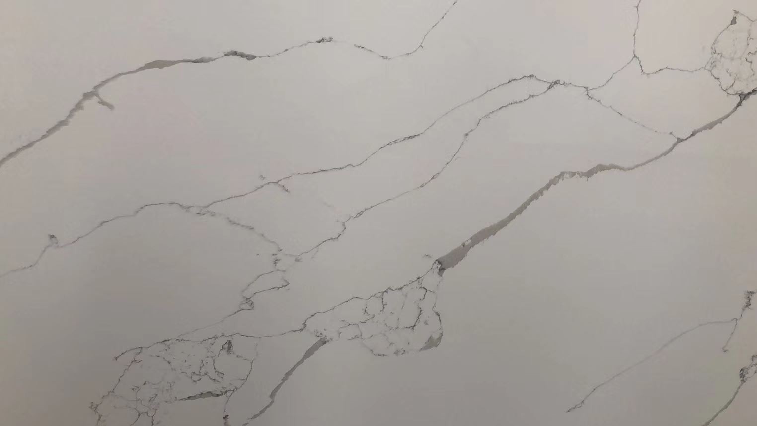 Calacatta quartz stone